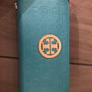 TB Faux Wallet